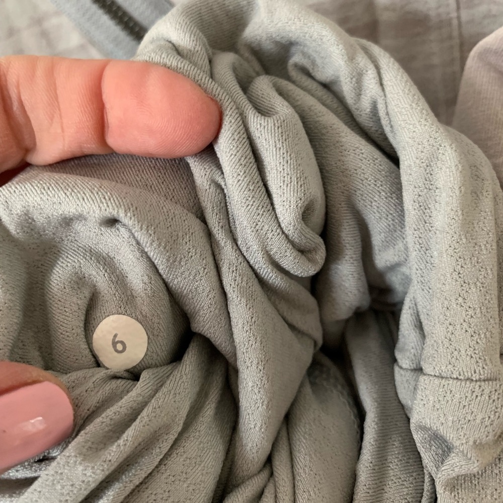 Lululemon Mula Bundle Wrap Silver Spoon - image 4